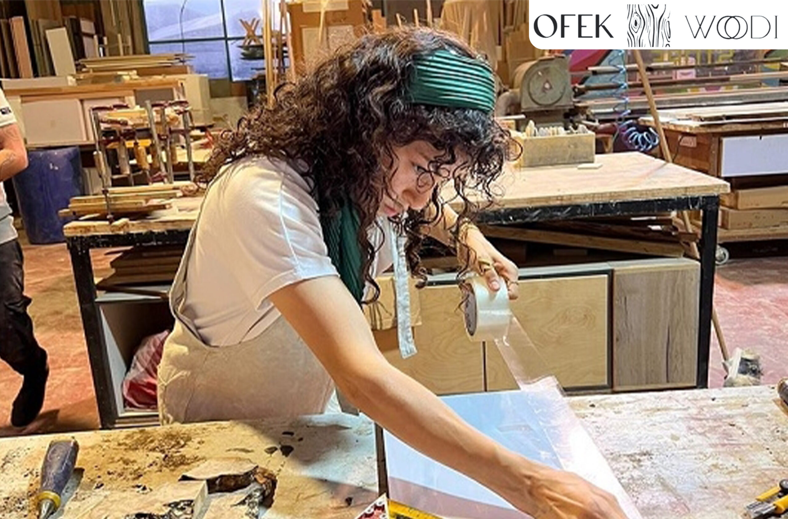 Ofek Woodi_3 סדנת נגרות אפוקסי פרטית לזוג- Ofek Woodi עמק חפר – תמונה 3